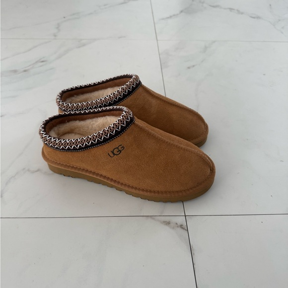 UGG Shoes - UGG Tasman Women’s Shoes Size 7